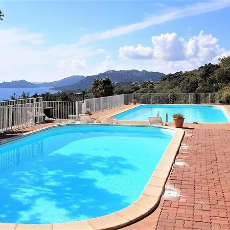Maison 4 Pièces, Vue Panoramique, Piscine, Climatisation, Près De Palombaggia *