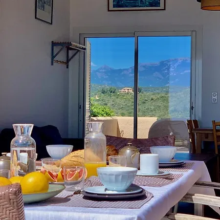 Maison 4 Pieces, Vue Panoramique, Piscine, Climatisation, Pres De Palombaggia *