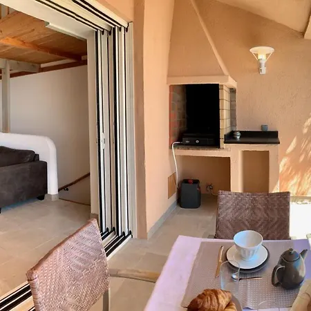 Дом отдыха Maison 4 Pieces, Vue Panoramique, Piscine, Climatisation, Pres De Palombaggia