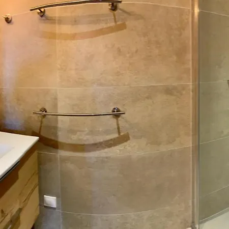 Maison 4 Pièces, Vue Panoramique, Piscine, Climatisation, Près De Palombaggia *