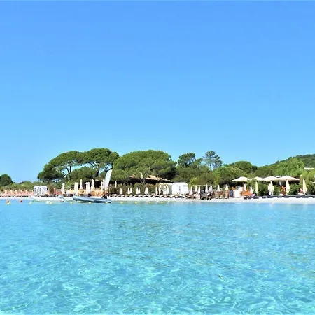Дом отдыха Maison 4 Pieces, Vue Panoramique, Piscine, Climatisation, Pres De Palombaggia *