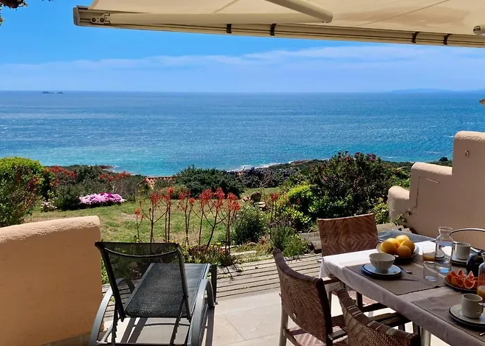 Maison 4 Pièces, Vue Panoramique, Piscine, Climatisation, Près De Palombaggia