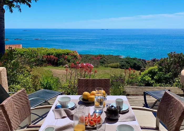 Casa vacanze Maison 4 Pièces, Vue Panoramique, Piscine, Climatisation, Près De Palombaggia Porto Vecchio