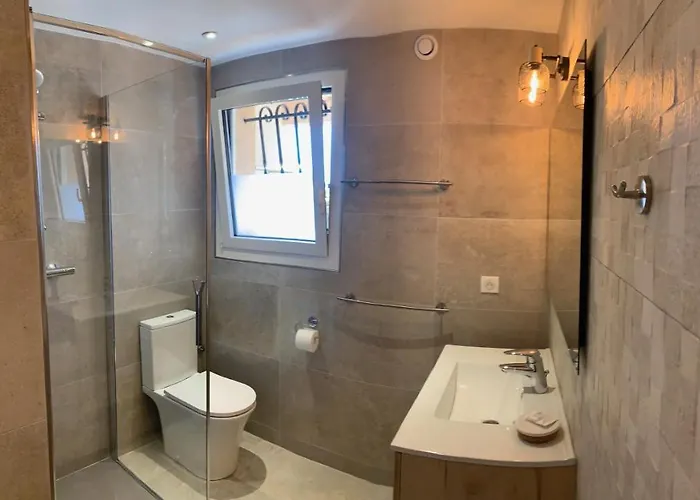 Maison 4 Pieces, Vue Panoramique, Piscine, Climatisation, Pres De Palombaggia 度假居 维琪奥港